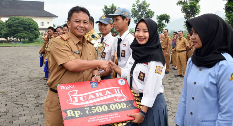 Herman Suryatman Desember 2019 Angka Kemiskinan di Sumedang Turun 07 Persen