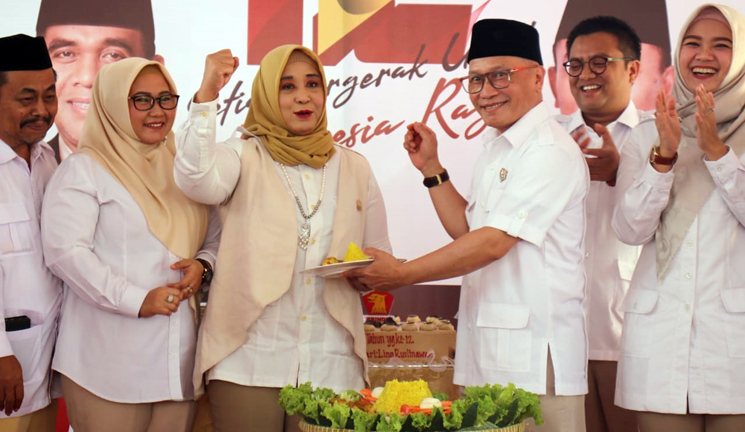 12 TAHUN PARTAI GERINDRA DPD Gerindra Jabar Santuni Anak anak Yatim