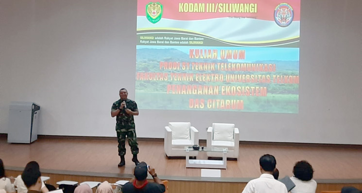 Berikan Kuliah Umum di Telkom University Dansektor 21 Sosialisasikan Penanganan DAS Citarum 1