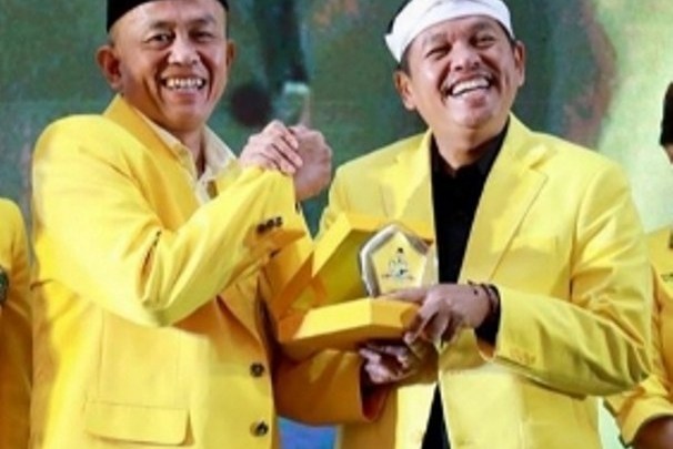 Ade Barkah Pimpin Golkar Jabar Hingga 2025