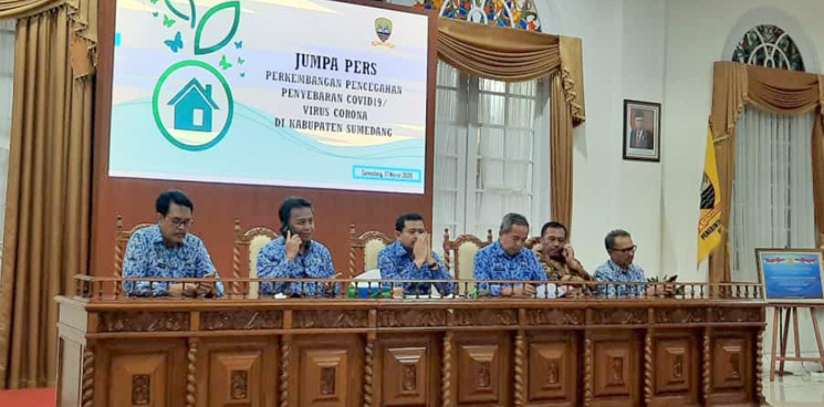Bupati Sumedang Imbau Warga Social Distancing 1