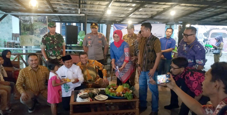 Didampingi Wabup Sumedang Wagub Jabar Hadiri Syukuran Hari Jadi Ke 10 Sumeks