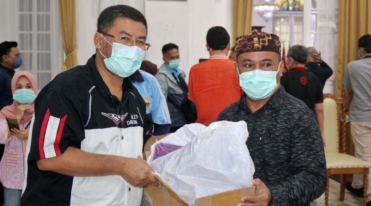 Lewat RSUD Sumedang H. Erwan Berikan Bantuan Mask