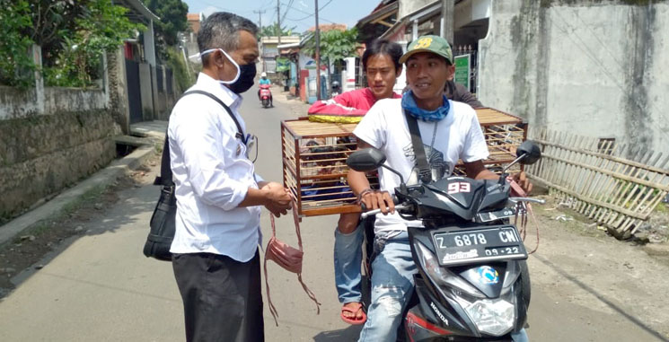 Cegah Covid 19 Tim Manitoring Lakukan Pemantauan ke Tiap Desa di Kecamatan Jatinangor