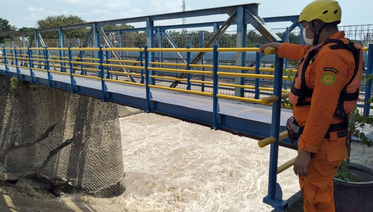 Setelah Sepekan Pencarian Satu Korban Tenggelam di Sungai Ciputrahaji Dihentikan