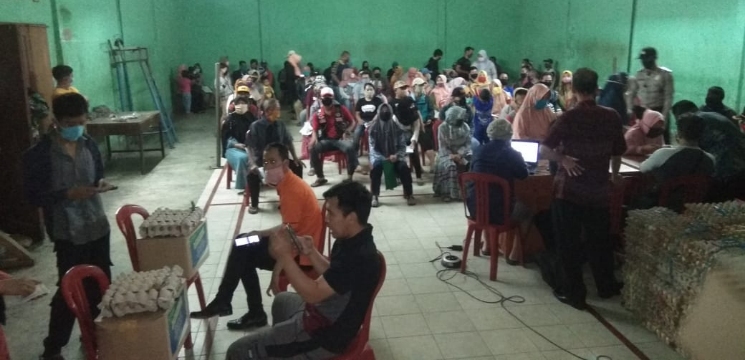 Pemdes Cintamulya Salurkan 598 Paket Bantuan Provi