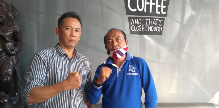 Tunggu Sinyal Partai Diawal Karir Politiknya Deza