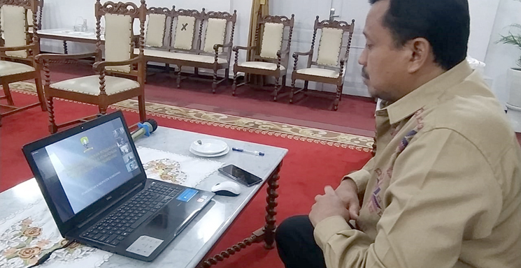 Bupati Sumedang Menjadi Narsum Zoom Meeting dengan Kemenko Maritim dan Investasi