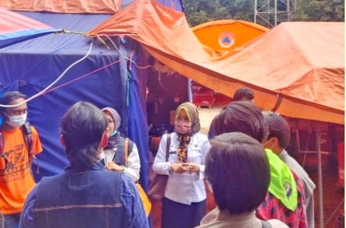 Berjangkitnya Penyakit di Pengungsian Cimanggung