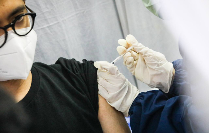 Vaksinasi Pedagang Pasar Tradisional Terus Digenjot