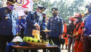 Walikota Bandung saat Ulang Tahun Damkar Walikota Bandung saat Ulang Tahun Damkar