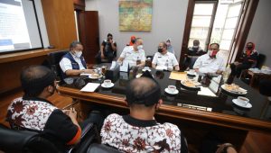 Yana dalam kegiatan Silaturahmi Pengurus Cabang Komite Permainan Rakyat dan Olah Raga Tradisional Indonesia