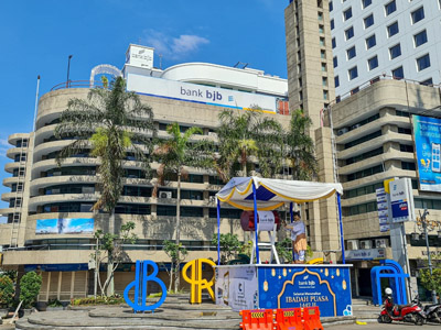 Bersama Haji Geyot bank bjb Kampanyekan Pencegahan Penyebaran Covid 19 dan Pentingnya Vaksinasi 1 Bersama Haji Geyot bank bjb Kampanyekan Pencegahan Penyebaran Covid 19 dan Pentingnya Vaksinasi 1