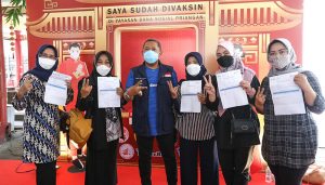 Wakil Wakilota Bandung YanaMulyana dan Yayasan Harapan Kasih Tjie Tjin Fung Wakil Wakilota Bandung YanaMulyana dan Yayasan Harapan Kasih Tjie Tjin Fung