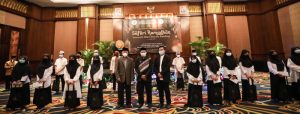 Walikota Bandung dan Perhimpunan Hotel dan Restauran Indonesia Walikota Bandung dan Perhimpunan Hotel dan Restauran Indonesia