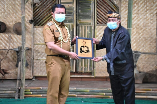 photostudio 1618216804802