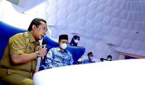 Program Smart City Tahun 2021 secara Virtual di Bandung Command Center