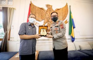 Oded Ingatkan Warga Tetap Disiplin Prokes