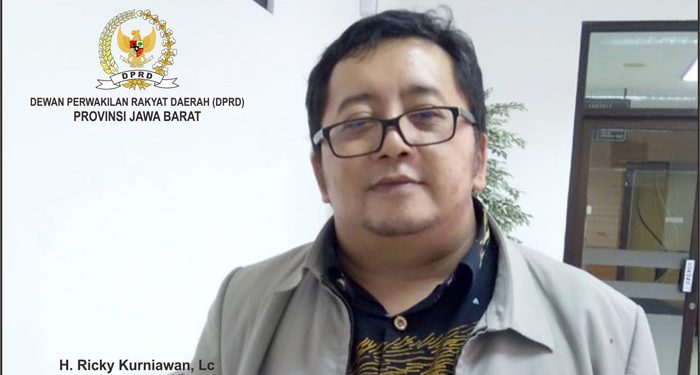 Ricky Kurniawan Ketua Fraksi Partai Gerindra Jabar