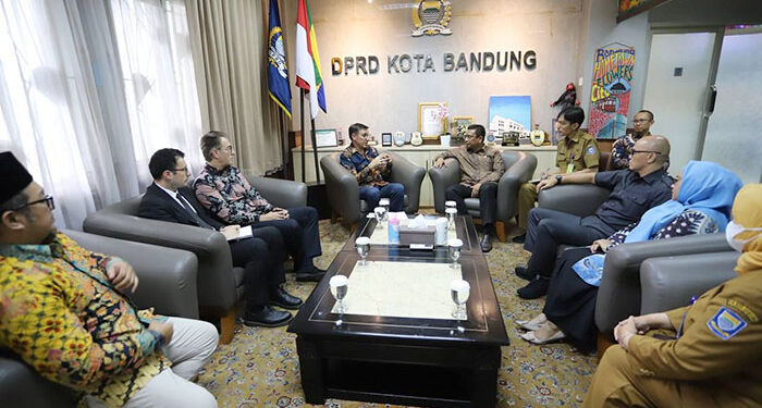 Duta Besar Turki untuk Indonesia H.E. Talip Küçükcan, berkunjung ke Kantor DPRD Kota Bandung, Selasa, 14 Mei 2024. Indra/Humpro DPRD Kota Bandung.