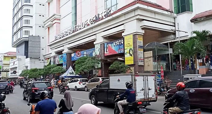 Asal Usul Pasar Baru Bandung, Kisah Munanda Hingga Lokasi Favorit ...