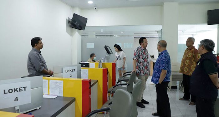 Anggota Komisi D DPRD Kota Bandung, dr. Agung Firmansyah Sumantri, Sp.PD., KHOM., MMRS., FINASIM melakukan silaturahmi ke RSUD Kota Bandung, Kamis, 14 November 2024. Tim dr. Agung