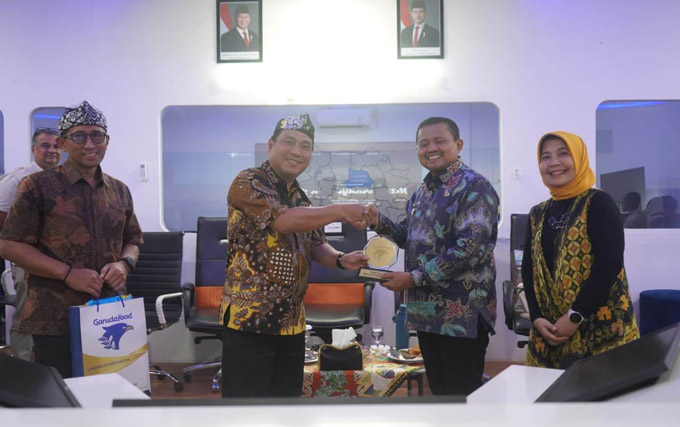 CEO Garudafood dan Bupati Sumedang Bahas Pembangunan Pabrik Baru