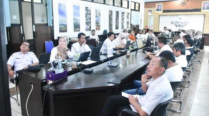 Wabup Sumedang Berpesan Bantuan Harus Ubah Pola Pikir Menuju Kemandirian