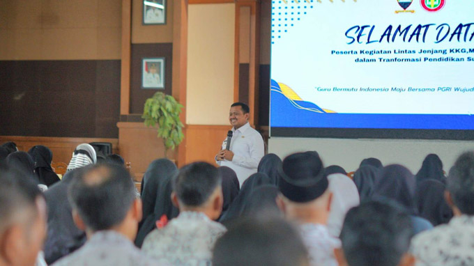 Bupati Sumedang: Transformasi Dimulainya Pendidikan dari Transformasi Guru