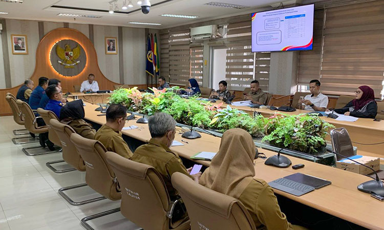 Komisi III DPRD Kota Bandung Bedah Program Disdamkarmat dan DSDABM, Soroti Jalan Rusak hingga Banjir