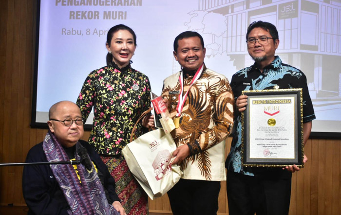 RSUD Umar Wirahadikusumah Sumedang Raih Rekor MURI, Rumah Sakit Literasi Pertama