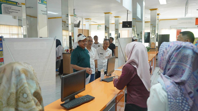 MPP Sumedang Diserbu Warga, Bupati Dony Pastikan Pelayanan Prima