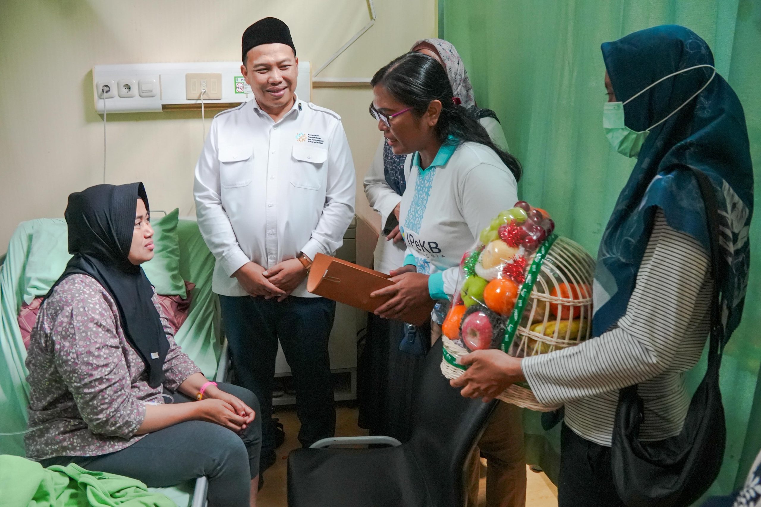 Pulihkan Trauma Korban Kecelakaan KRL, BKKBN Jabar Turun Langsung Berikan Pendampingan”